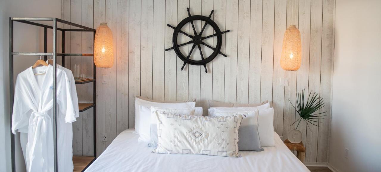 The Surfside Hotel Stratford Bagian luar foto
