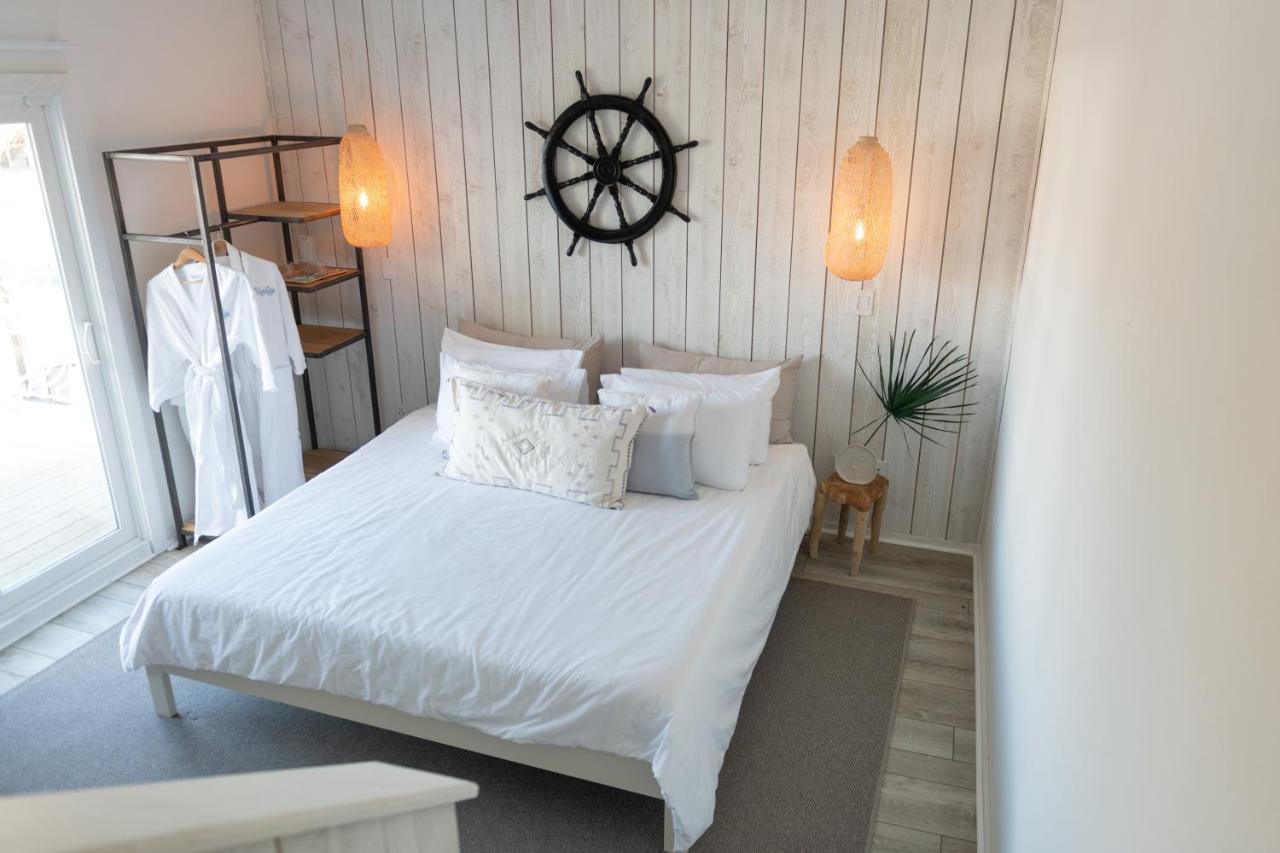 The Surfside Hotel Stratford Bagian luar foto