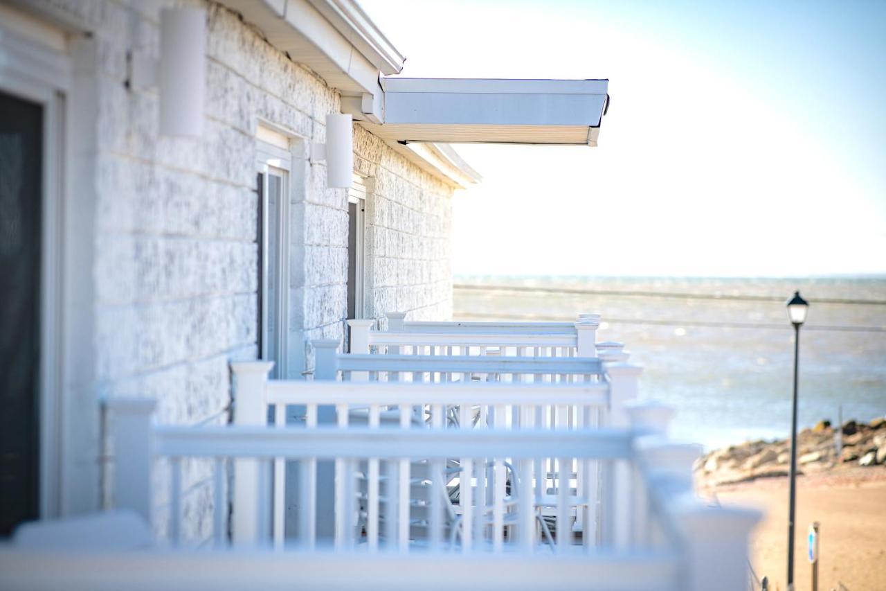 The Surfside Hotel Stratford Bagian luar foto